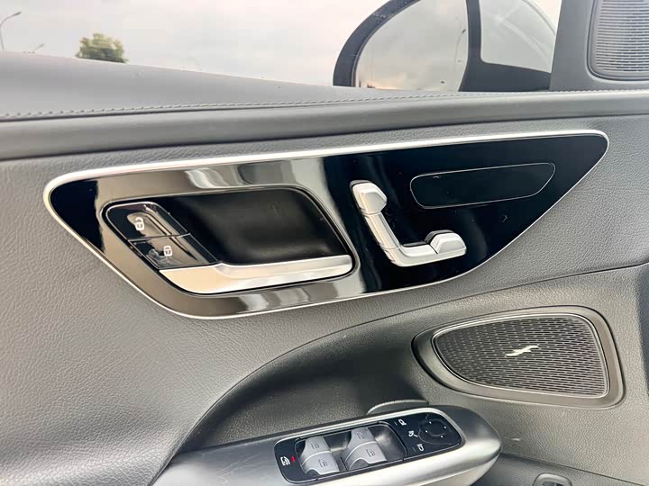Mercedes-Benz C-Class 2022 C 200 L — фото 9