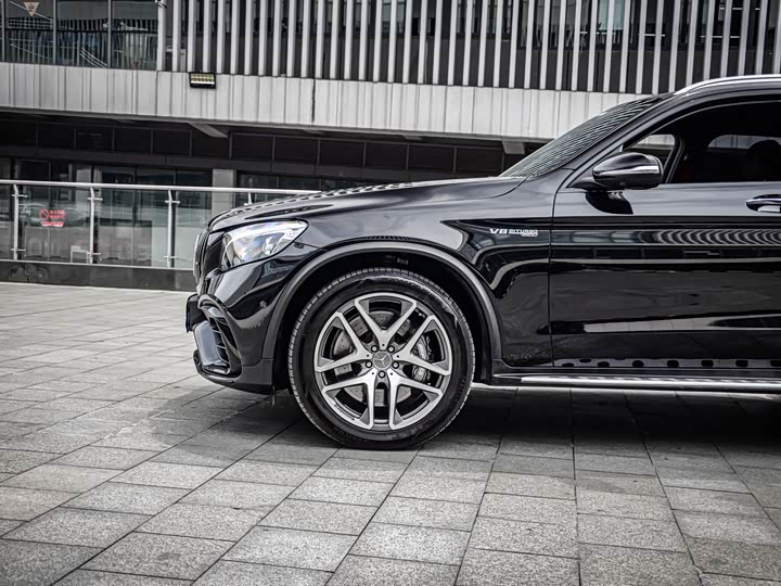 Mercedes-Benz GLC 2018 AMG GLC 63 4 MATIC+ — фото 10