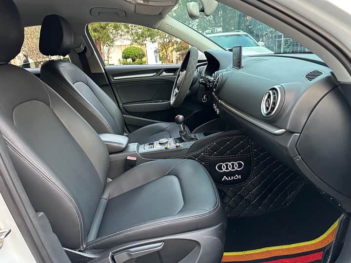 Audi A3 2015 Limousine 35 TFSI MT — фото 21