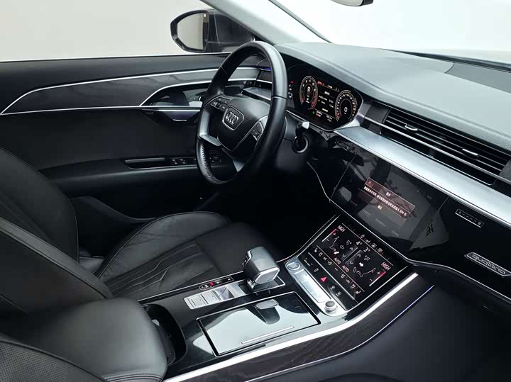 Audi A8 2019 Plus A 8 L 50 TFSI quattro Comfort — фото 9