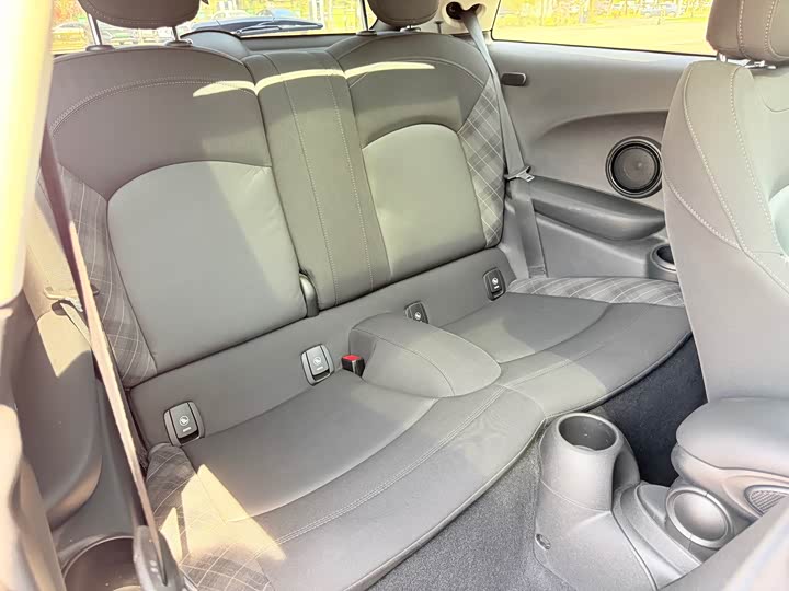 MINI Hatch — фото 15