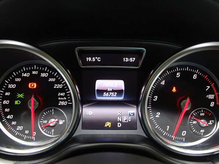 Mercedes-Benz GLE 2018 GLE 320 4 MATIC SUV — фото 15