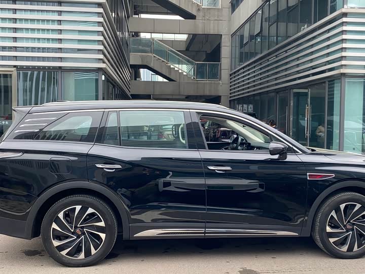 Hongqi HS7 PHEV 2024 2.0 T PHEV 4 WD 6 — фото 4