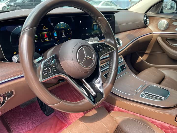 Mercedes-Benz E-Class E 300 L стиль — фото 5