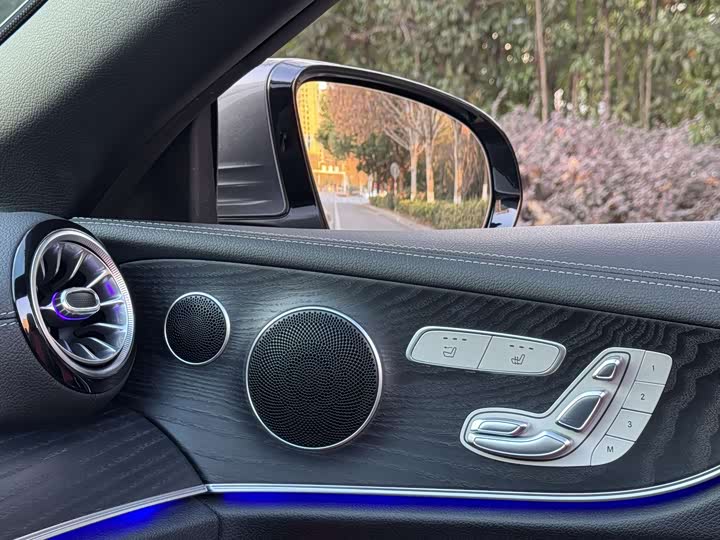 Mercedes-Benz E-Class 2021 E 260 — фото 21