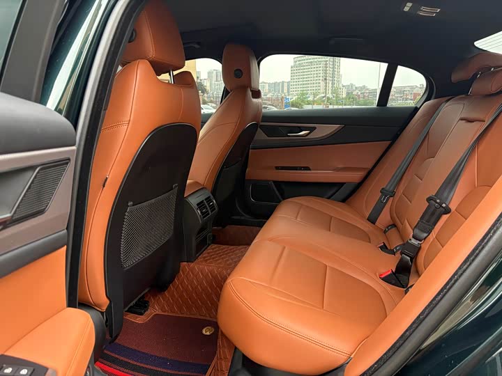 Jaguar XEL 2023 2.0 T 250 PS R-DYNAMIC S — фото 5