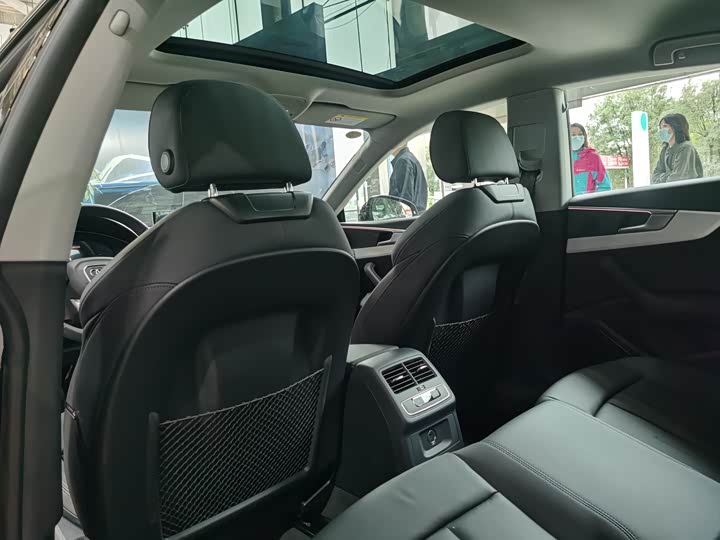 Audi A5 2021 Sportback 45 TFSI quattro — фото 11