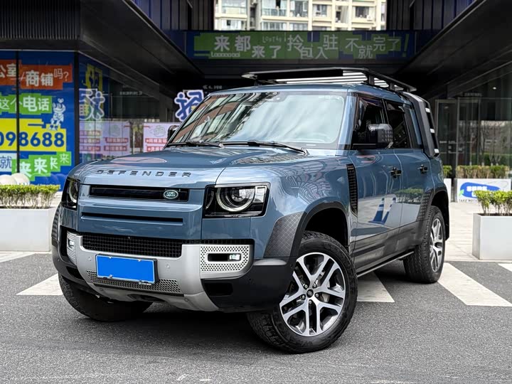Land Rover Defender — фото 1