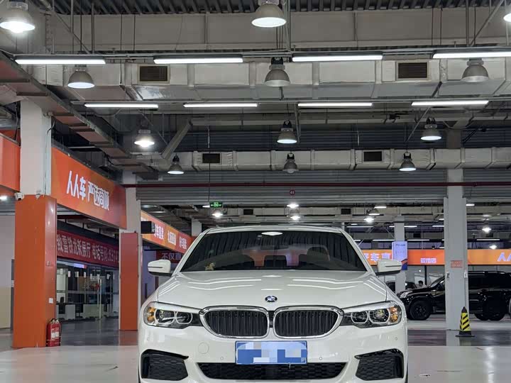 BMW 5 Series 525Li M спортпакет — фото 2