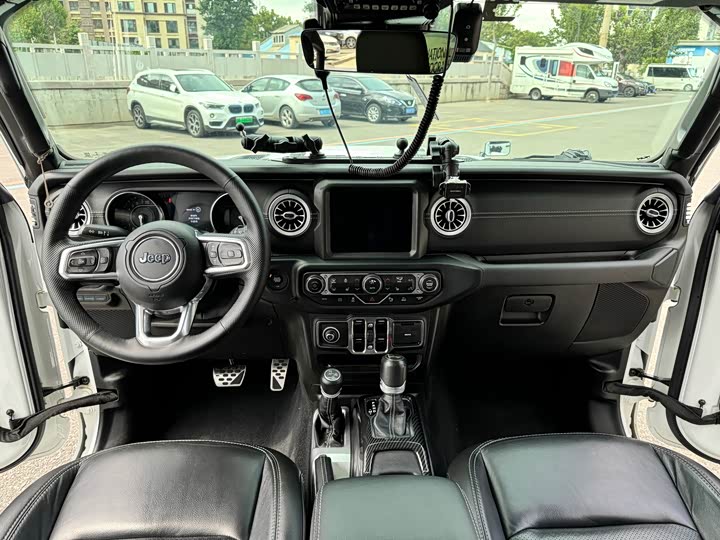 Jeep Wrangler 4xe — фото 4
