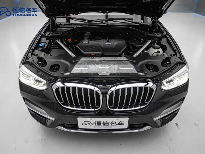 BMW X3 2018 x Drive 25i VI — фото 21