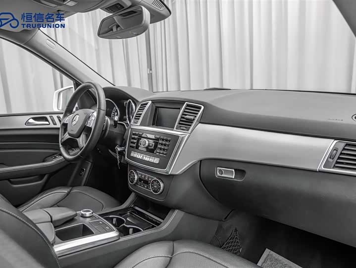 Mercedes-Benz M-Class 2014 ML 320 4 MATIC — фото 14