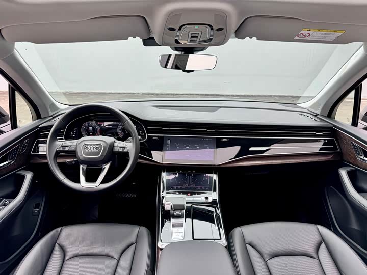 Audi Q7 2023 55 TFSI quattro S line Sport — фото 14