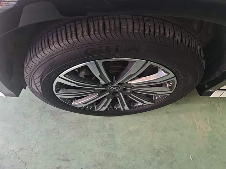 Changan CS75 PLUS 2023 1.5 T ATPremium — фото 23