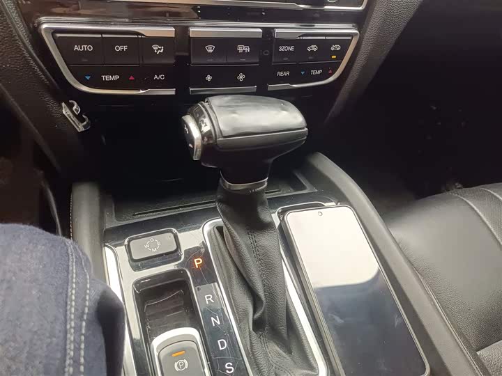 Trumpchi GS8 2017 320 T 2 WD ( ) — фото 14