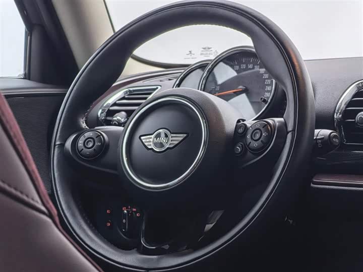MINI Clubman — фото 16