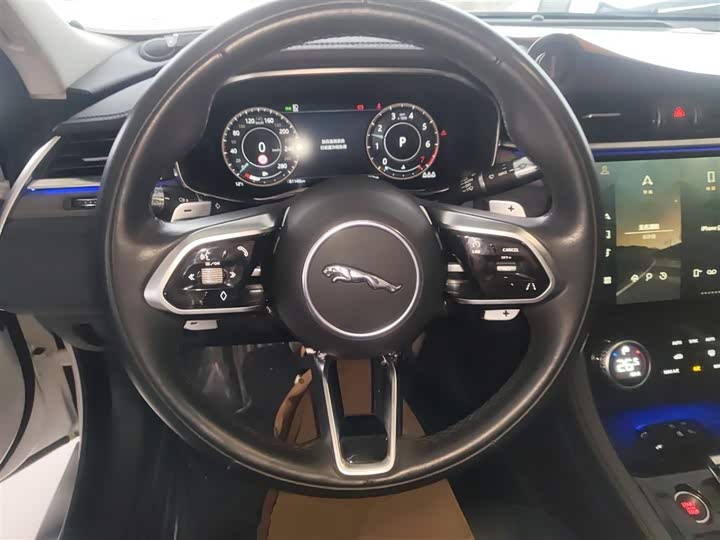 Jaguar XFL 2022 XFL 2.0 T P 200 2 WD — фото 7
