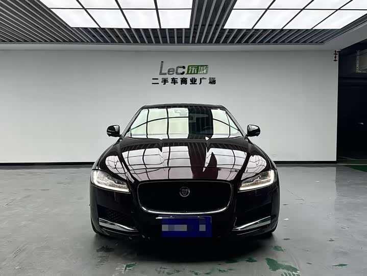 Jaguar XFL 2018 XFL 2.0 T 250 PS — фото 2
