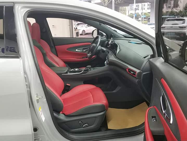 Changan UNI-T 2020 1.5 T Flagship — фото 8
