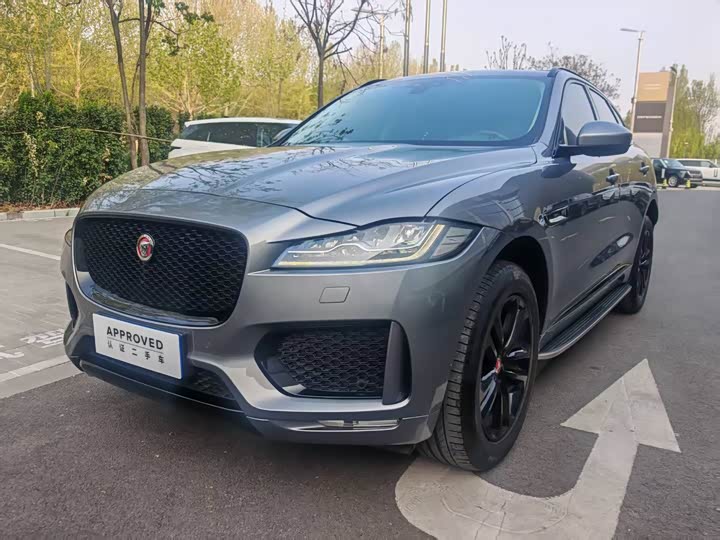 Jaguar F-PACE 2020 2.0 T — фото 1