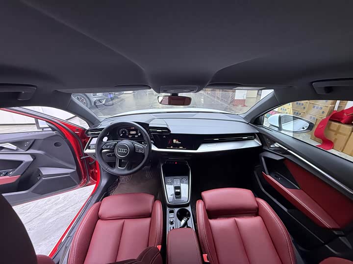 Audi A3 2021 A 3 L Limousine 35 TFSI — фото 6