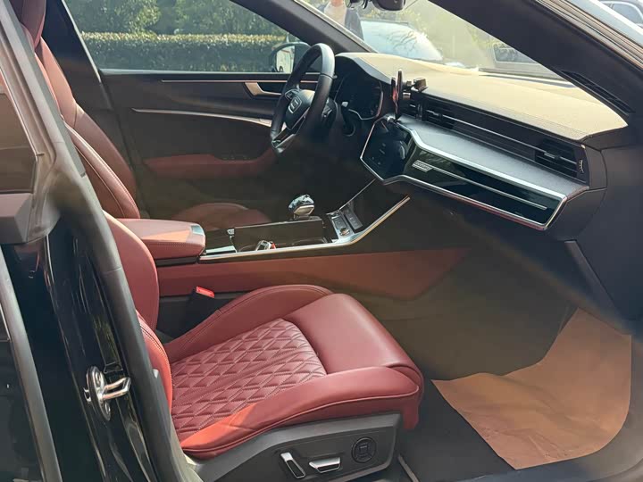Audi A7L 45 TFSI quattro S-line — фото 9