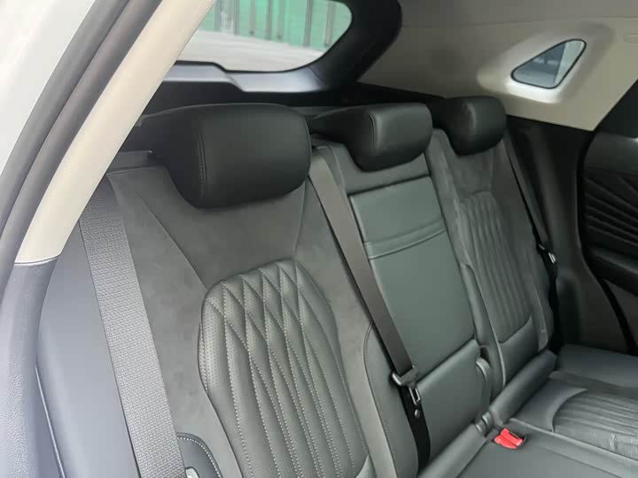 Hongqi HS5 2023 2.0 T Pro — фото 28