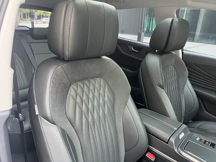 Hongqi HS5 2023 2.0 T Pro — фото 24