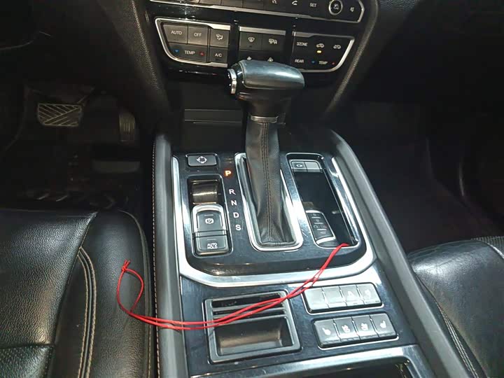 Trumpchi GS8 2017 320 T 2 WD ( ) — фото 10