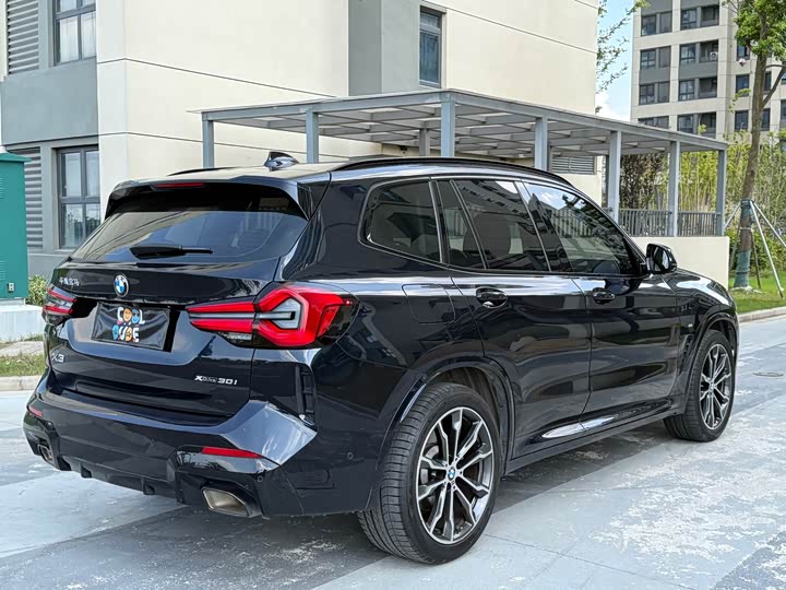BMW X3 — фото 18