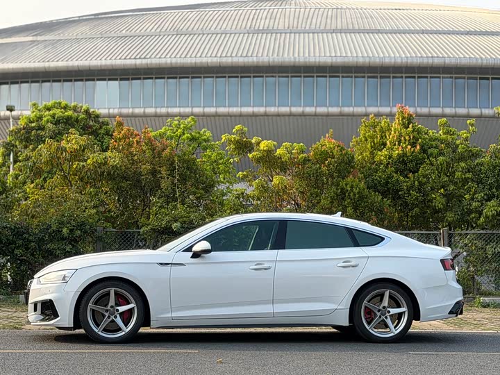Audi A5 2017 Sportback 40 TFSI — фото 7