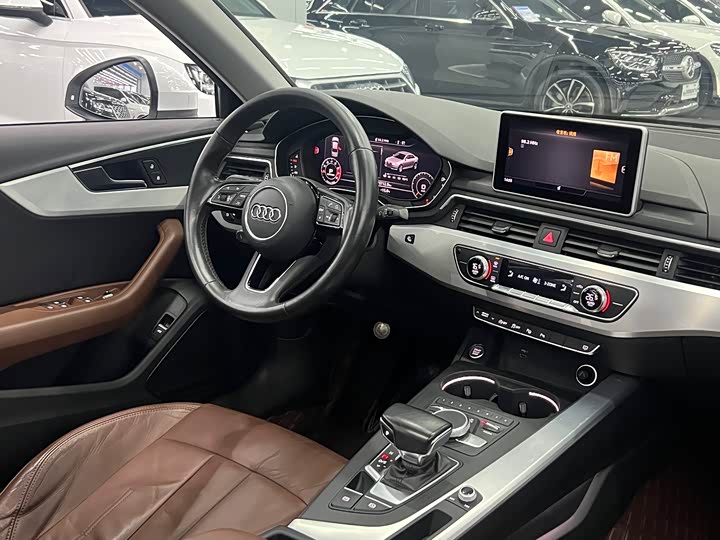 Audi A4L 2019 40 TFSI V — фото 14