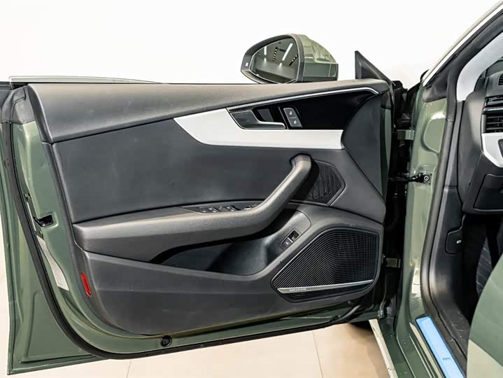 Audi A5 2023 Sportback 40 TFSI quattro — фото 17