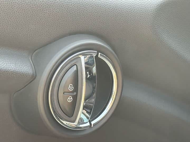 MINI Hatch — фото 16