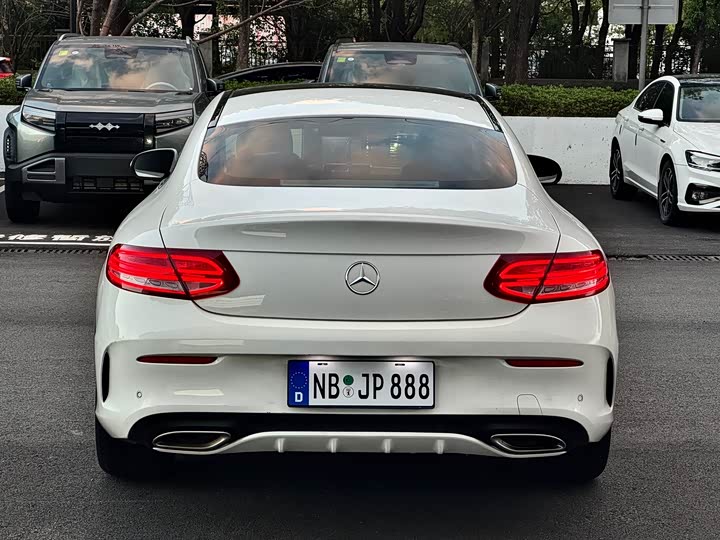 Mercedes-Benz C-Class C 200 — фото 11