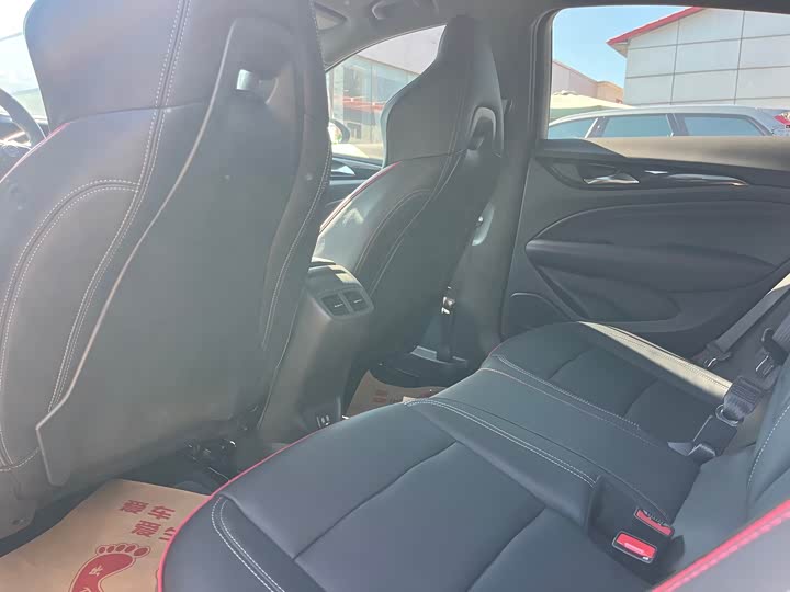 Buick Regal — фото 5