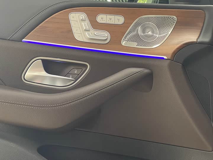 Mercedes-Benz GLS 2022 GLS 450 4 MATIC Luxury — фото 24