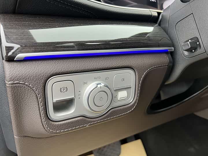 Mercedes-Benz GLS 2021 GLS 450 4 MATIC — фото 7