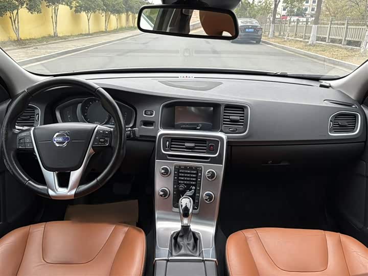 Volvo S60 2017 S 60 L T 4 — фото 24