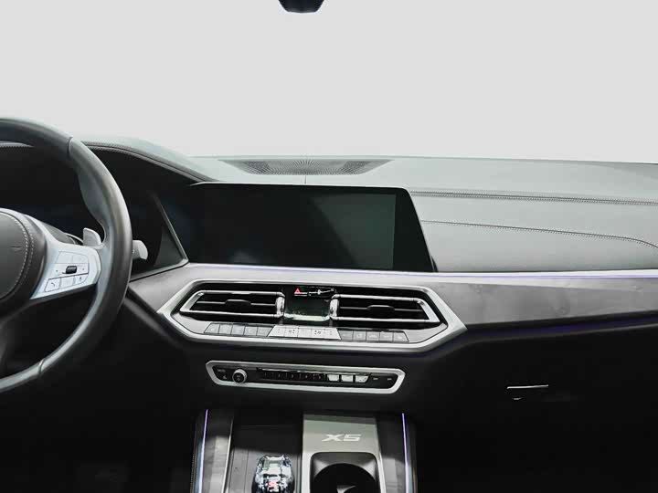 BMW X5 2022 x Drive 30 Li M — фото 20