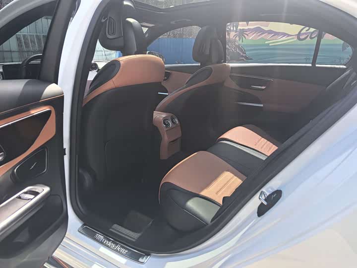 Mercedes-Benz C-Class 2022 C 260 L — фото 5