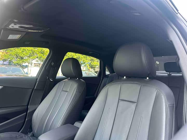 Audi A4L 2018 30 40 TFSI — фото 19