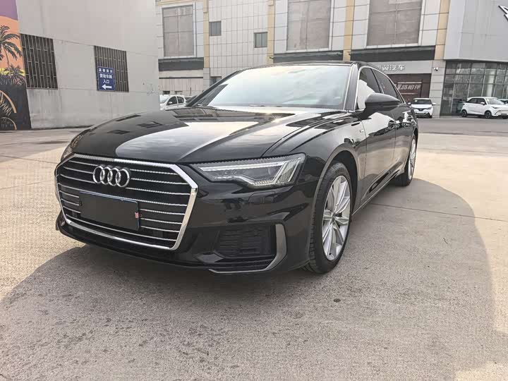 Audi A6L 2021 45 TFSI — фото 1
