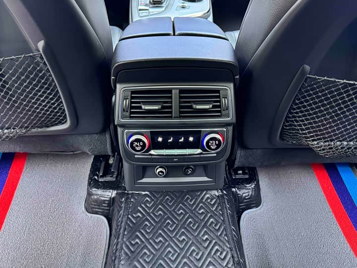 Audi Q7 2018 40 TFSI S line Sport — фото 16