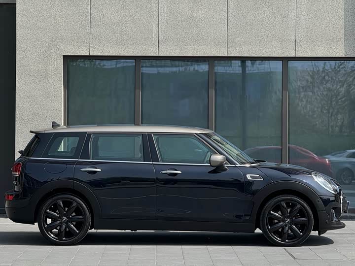 MINI Clubman — фото 6