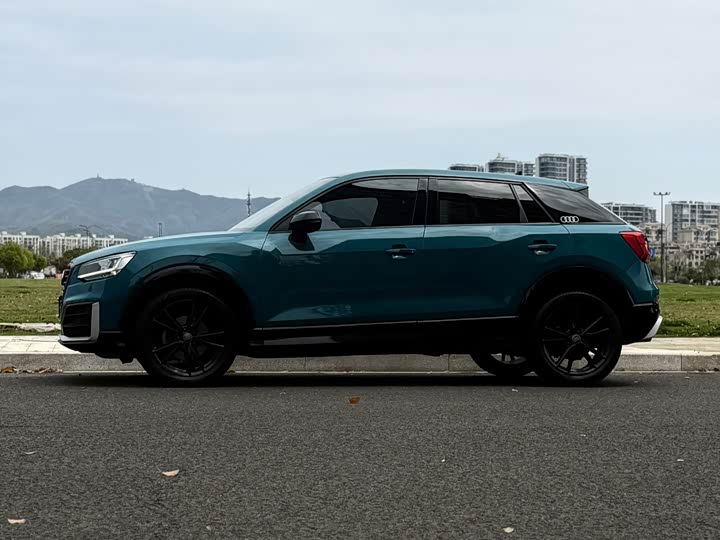 Audi Q2L 2018 35 TFSI VI — фото 5