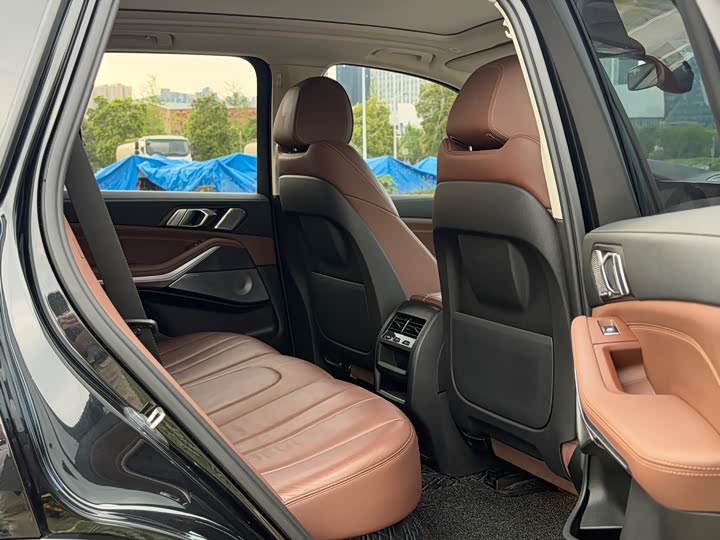 BMW X5 2022 x Drive 40i M — фото 12
