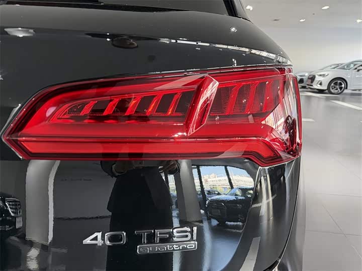 Audi Q5L 2020 40 TFSI — фото 12