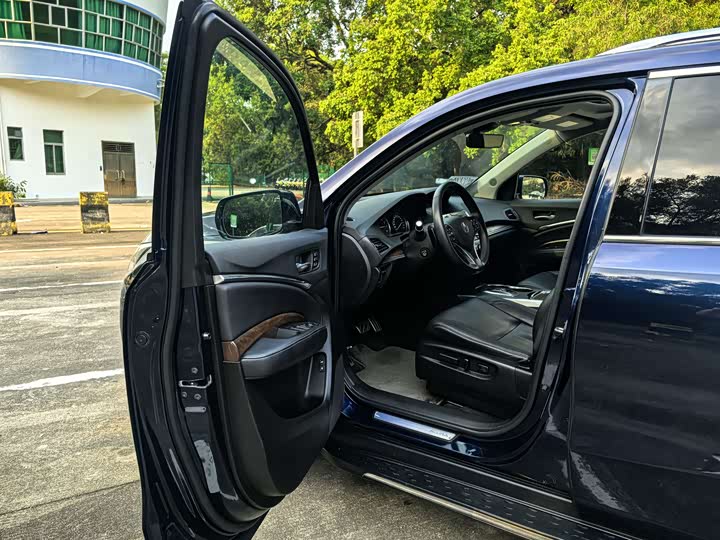Acura MDX 2017 3.0 L — фото 14