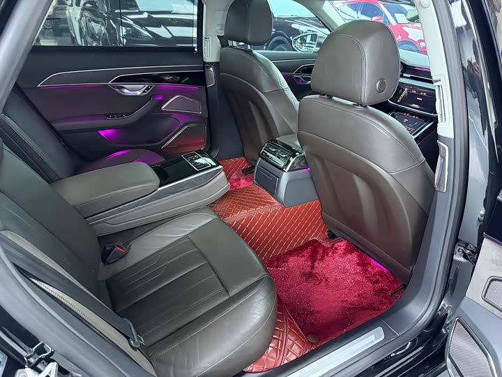 Audi A8 2019 Plus A 8 L 50 TFSI quattro Comfort — фото 11